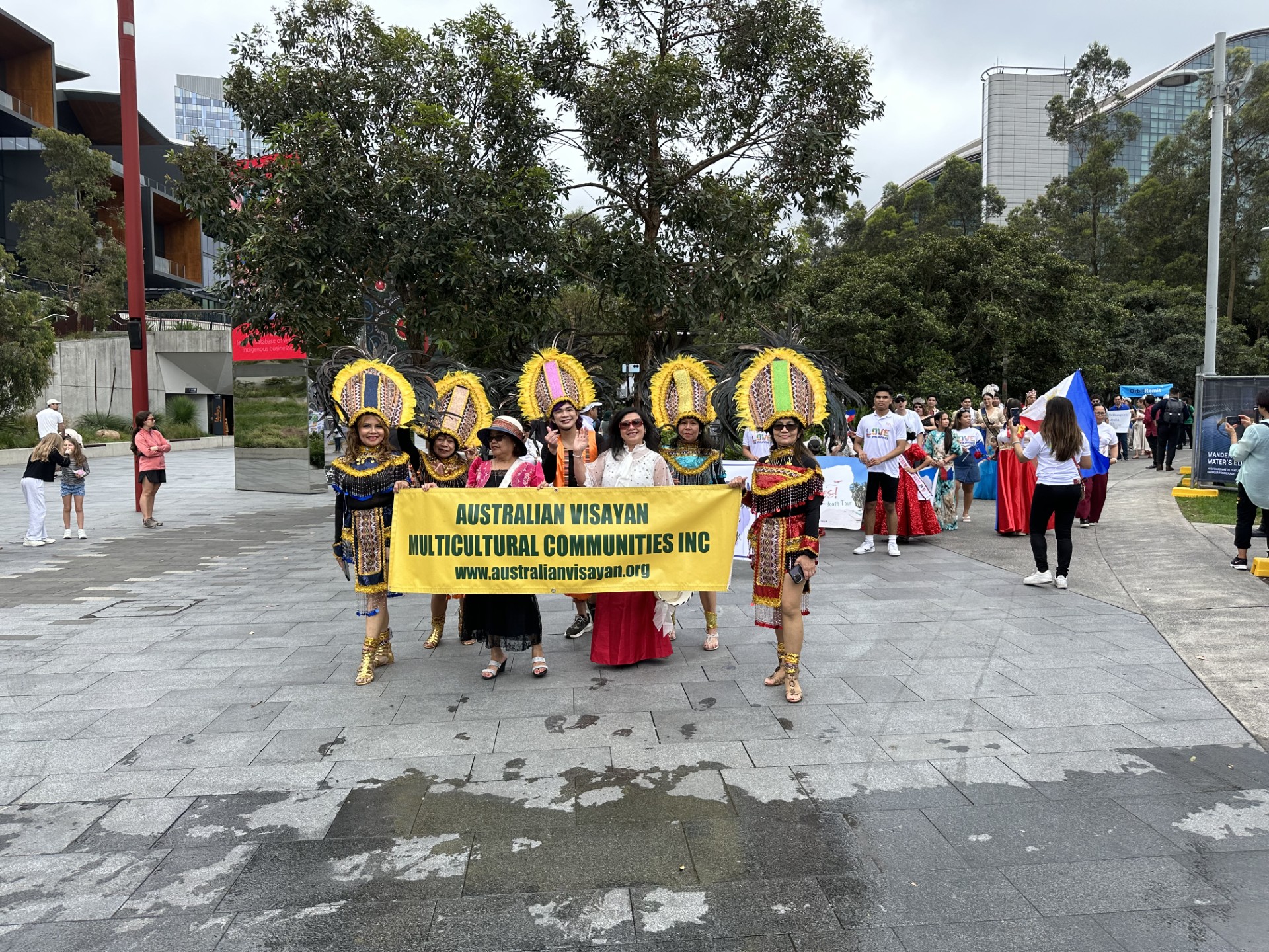 ausvisayan at christmas festival parade